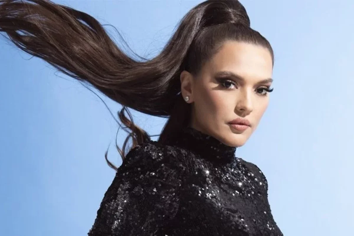 Demet Akalının bu səbəbə görə evini satdı