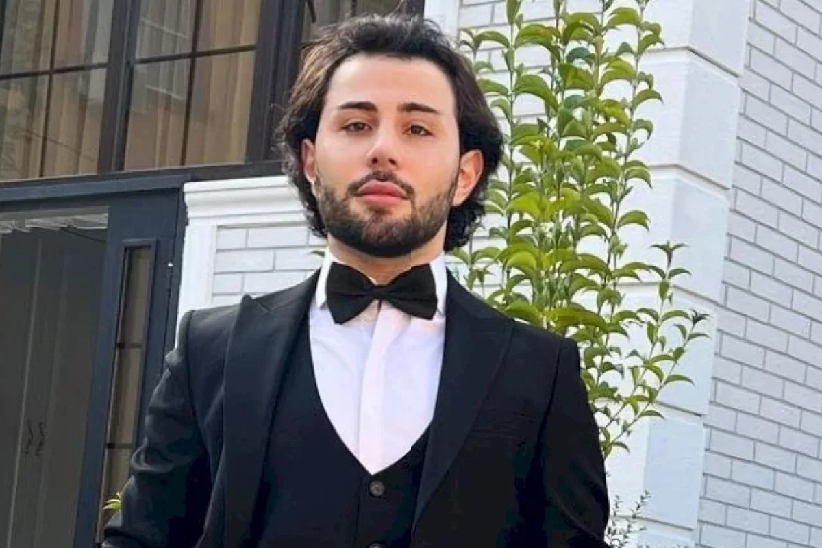 Bayramın yeni görünüşünü görün kimə bənzətdilər - VİDEO