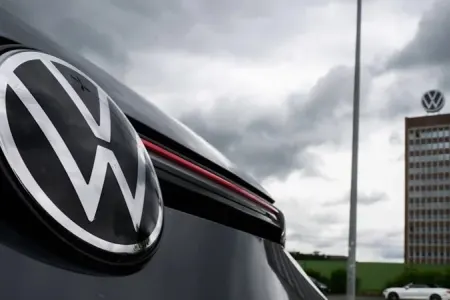 "Volkswagen"də böhran davam edir