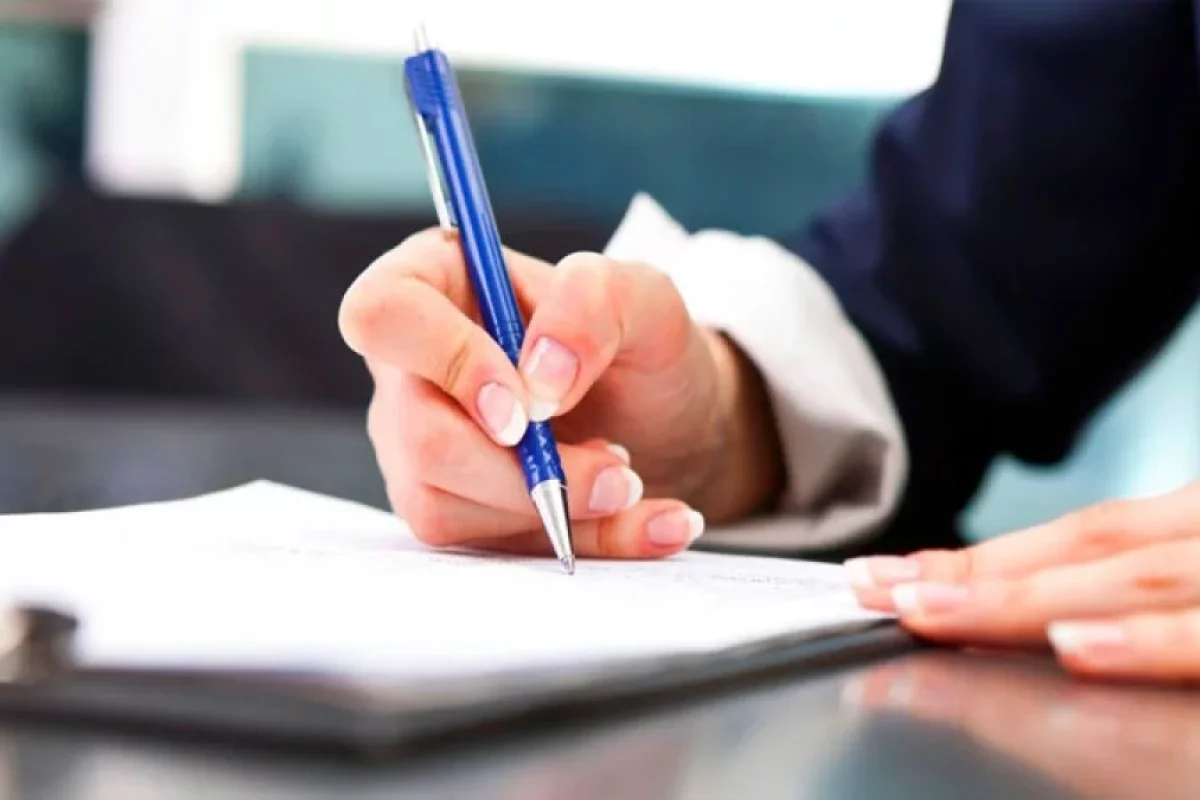 Bu kolleclərin rəhbər şəxslərinə şiddətli töhmət verildi