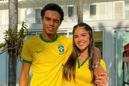 Əfsanəvi Ronaldinyo tezliklə baba olacaq