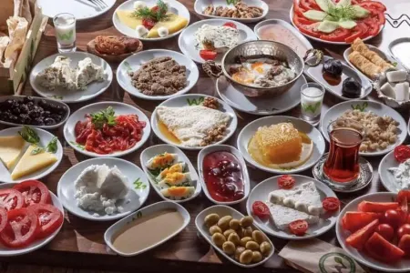 Səhər yeməyində bu qidalar xərçəng yaradır