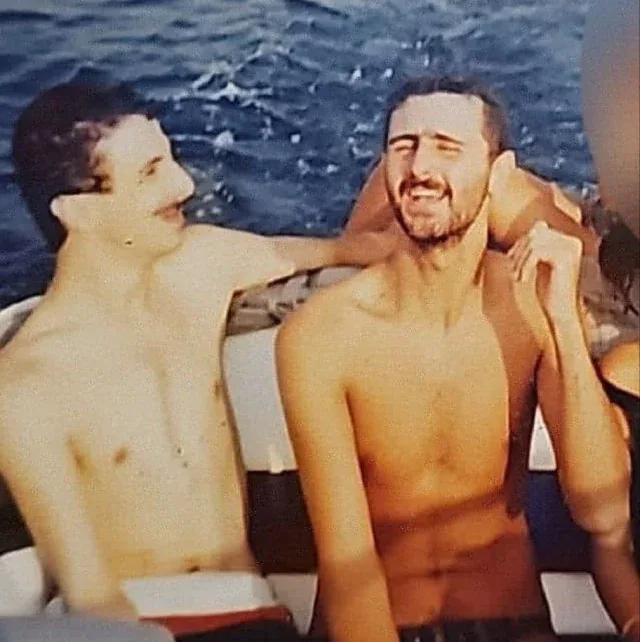 Bəşər Əsədin alt paltarında FOTOLARINI YAYDILAR