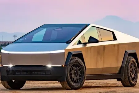 "Tesla" Cybertruck istehsalını dayandırdı
