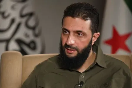 Suriya müxalifətinin lideri ilk dəfə mətbuata danışdı