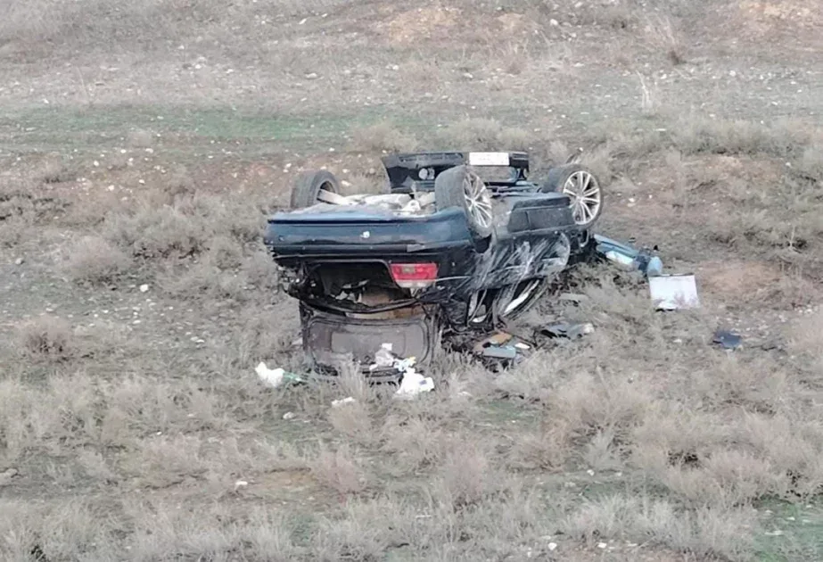 Füzulidə avtomobil aşıb, xəsarət alanlar var - FOTO