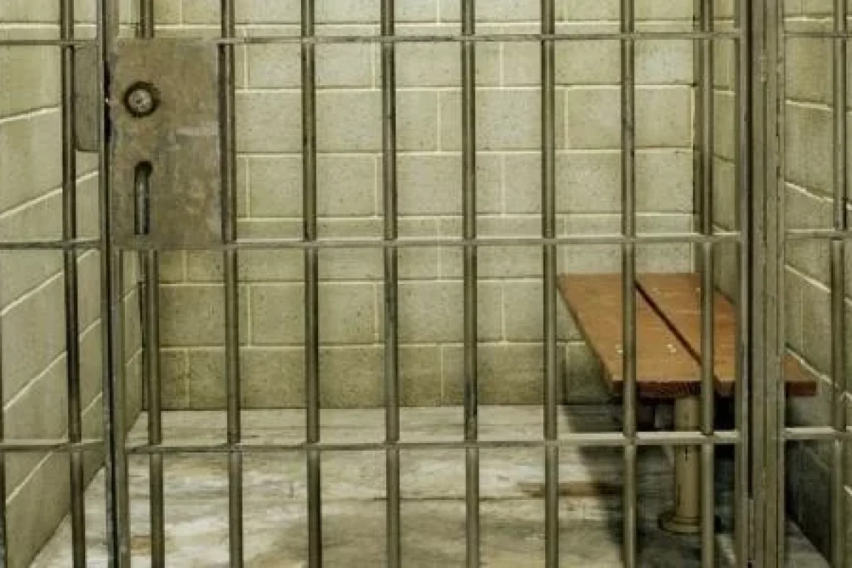 Tanınmış şəxsin cəsədi Əsədin həbsxanasında - TAPILDI - FOTO