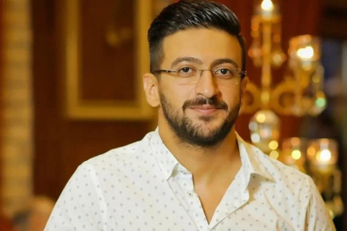 Uşaq mikrofonu Abbas Bağırovun əlindən almaq istədi