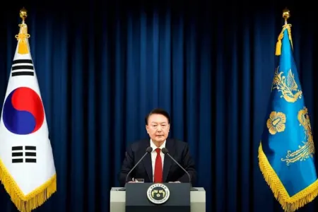 Cənubi Koreyada polis Prezident Administrasiyasında axtarışlara başladı