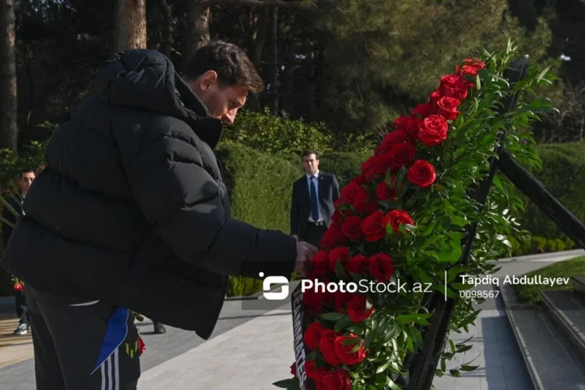Lionel Messi Ulu Öndər Heydər Əliyevin xatirəsini anıb