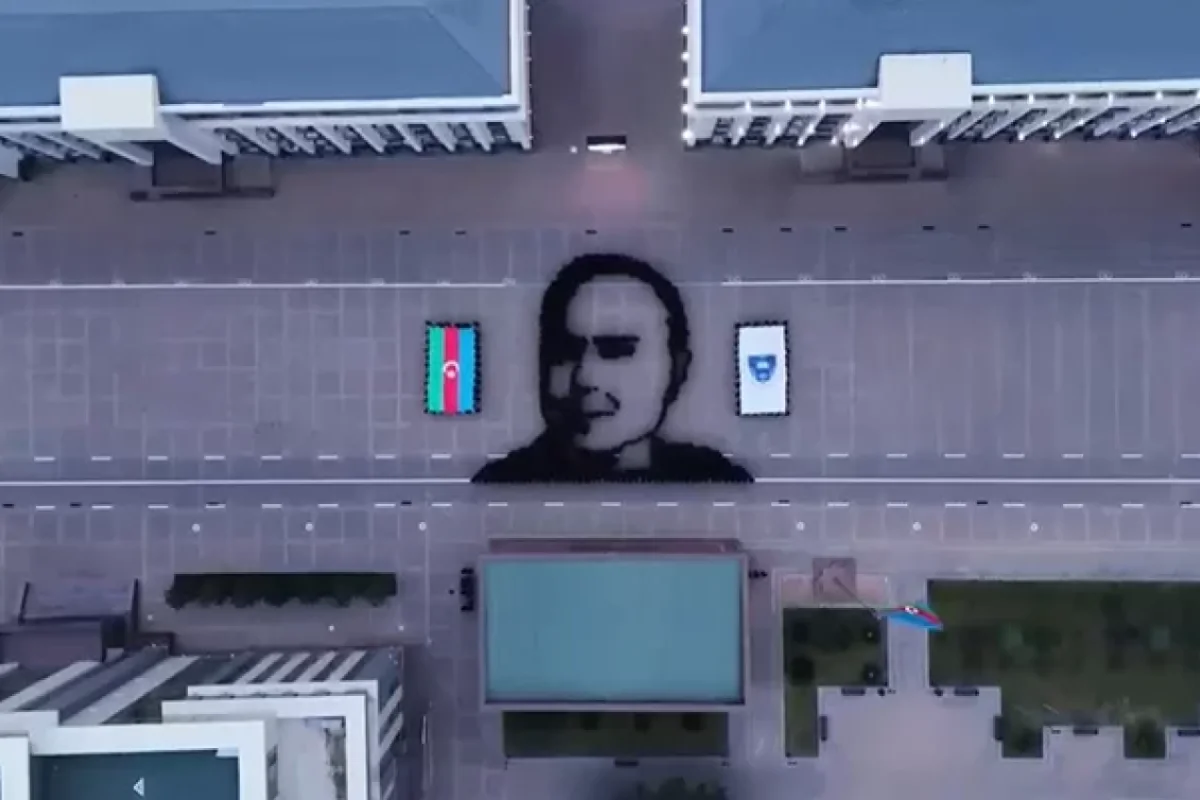 Polis Akademiyasının kursantları fləşmob keçirdi – - VİDEO