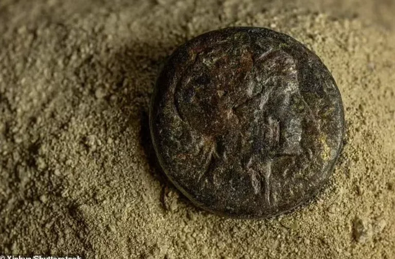 Kleopatranın məzarını axtarırdı, başqa bir mühüm kəşf etdi - (FOTO)