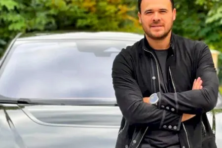 Emin Ağalarov lüks avtomobilini satışa çıxarır - Video