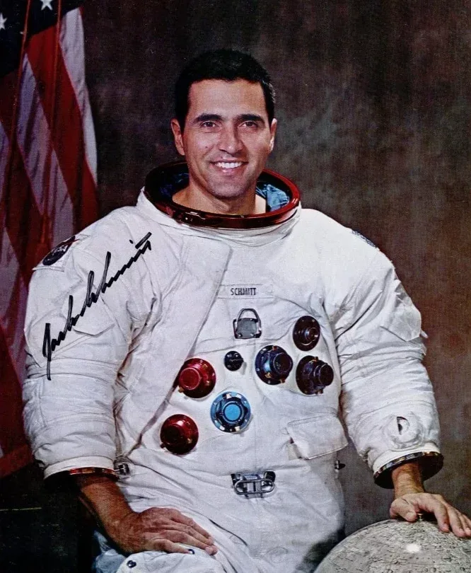 “Qoxulayanda burnum şişdi, səsim dəyişdi…”