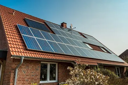 Evlərə günəş panellərinin quraşdırılması neçəyə başa gəlir? - QİYMƏTLƏR