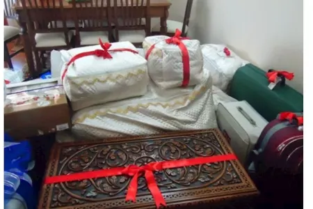 Qayınana gəlini cehiz üstündə danladı, əri isə... — TƏFƏRRÜAT
