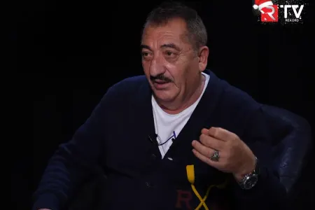 "Sabir Rüstəmxanlı dedi ki, sən şair deyilsən"