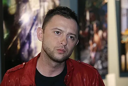 Rusiyada müğənni naziri məhkəməyə verdi