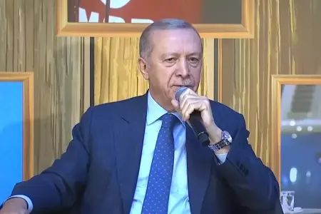 Ərdoğan “Sarı gəlin” mahnısını oxudu