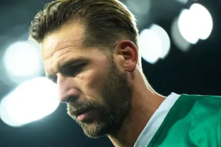Avstriya klubunun futbolçusu hücuma məruz qalaraq ciddi xəsarət alıb