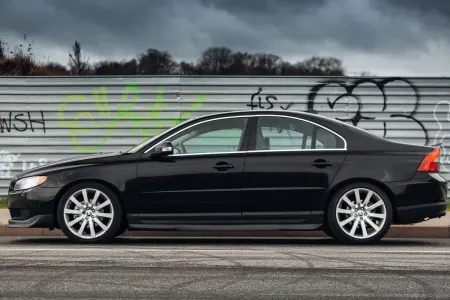İşlənmiş "Volvo S80" sedanında ciddi çatışmazlıqlar nələrdir?