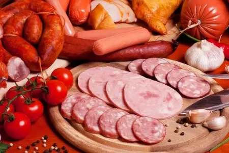 Hər kolbasa yedikcə, ömrünüzdən - 24 dəqiqə oğurlanır