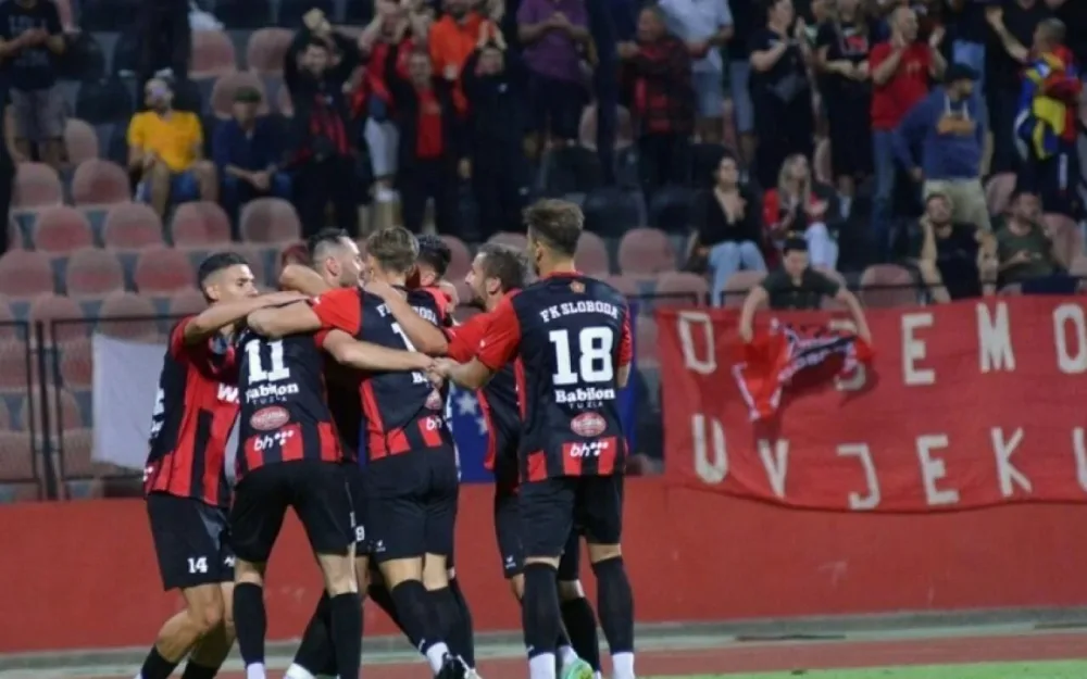 Klubun bütün futbolçuları komandadan qovuldu - -Foto