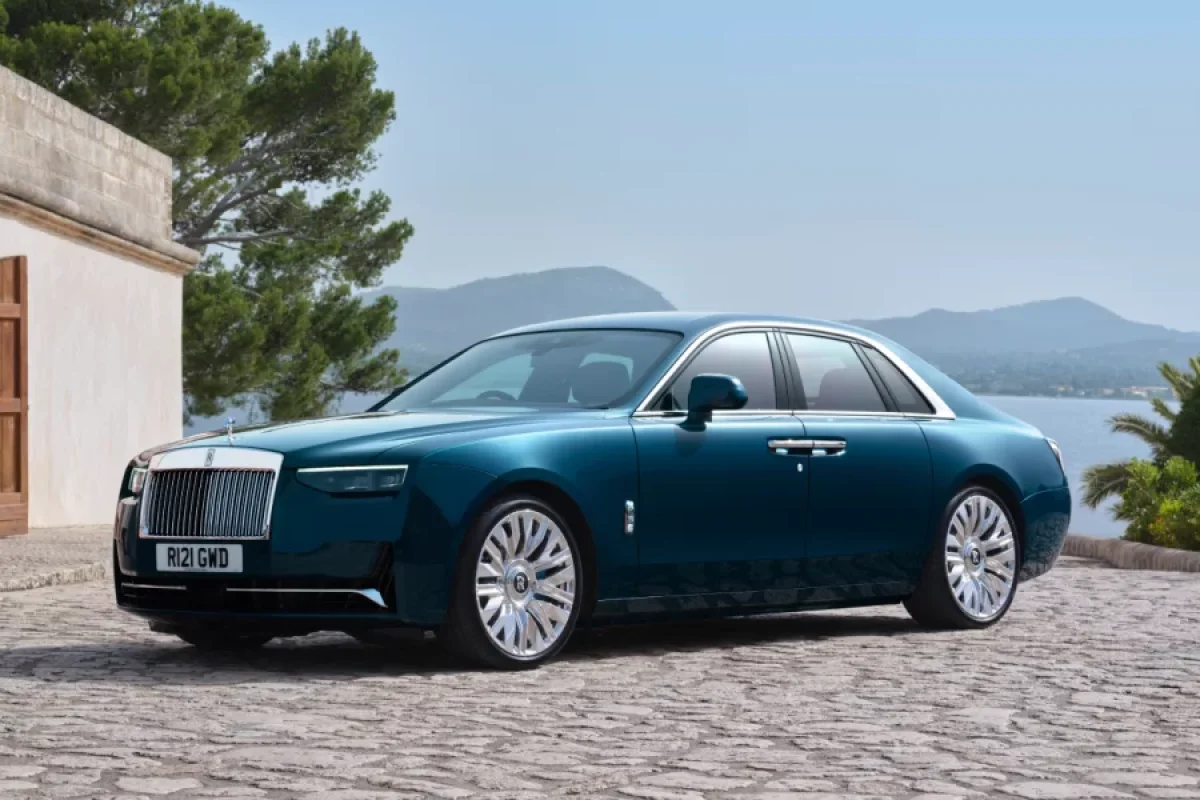 Bakıda satılan ən bahalı - MAŞIN