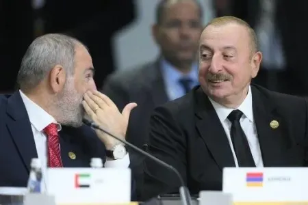 Əliyevin sülh üçün 2+2 tələbi: İrəvan niyə yayınır?