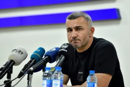Qurban Qurbanov: "Juninyo deyir ki, sevincimdən yata bilmirdim"