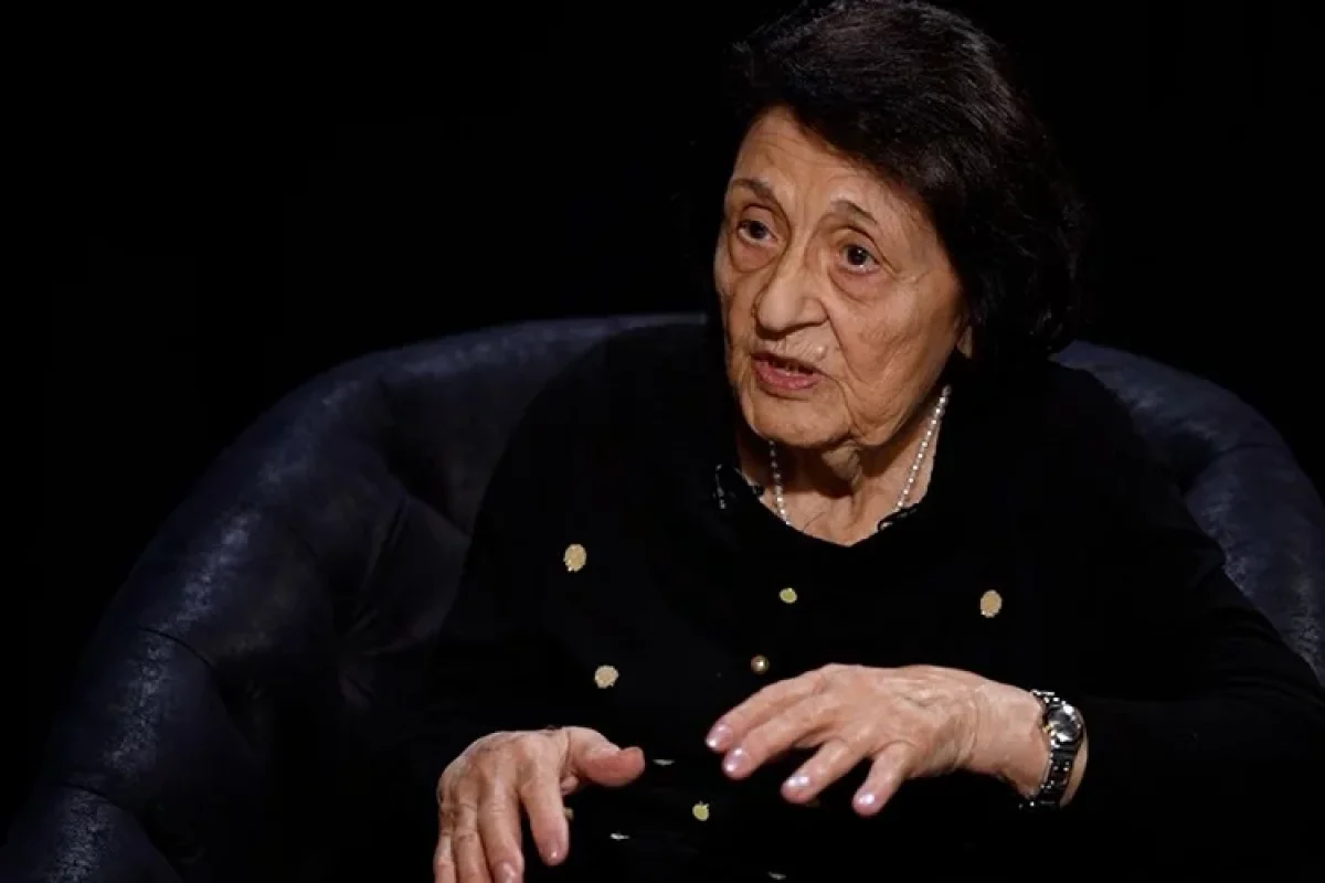 "Bu o deməkdir ki, müəllim bisavaddır"