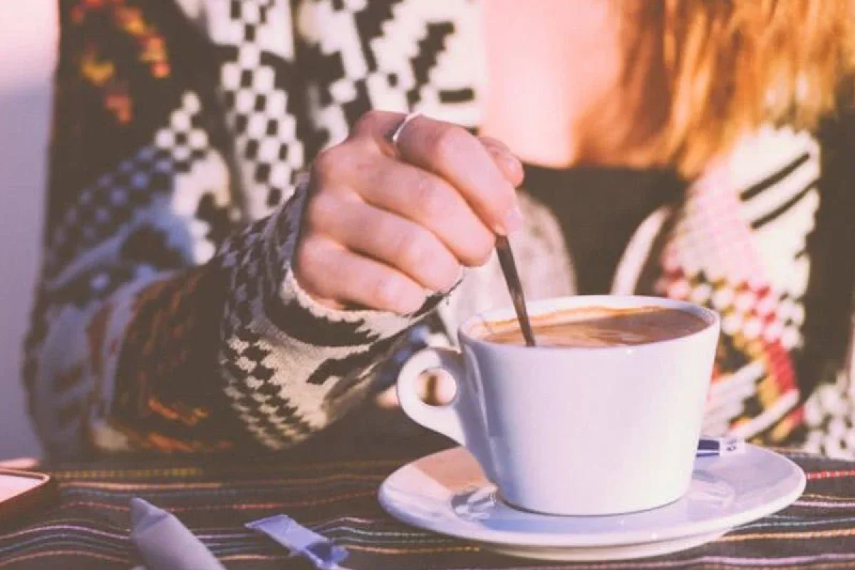 Dünyanın ən məşhur içkisi - Ömrü 2 il uzadır