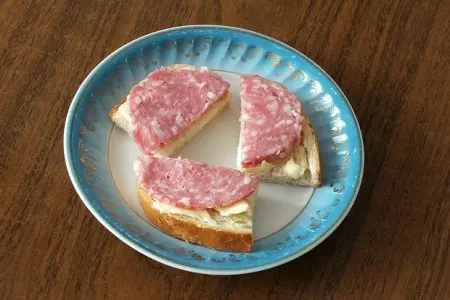 Kolbasa və çörək hansı prosesi - SÜRƏTLƏNDİRİR?