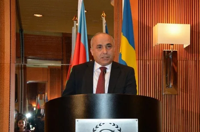 Qətərə təyin olunan səfir şeyxin kürəkəndir - FOTO
