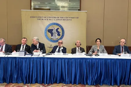 Qara dəniz və Xəzər dənizi Regionu Ölkələri Hüquqşünasları Assosiasiyası Bakıda beynəlxalq konfrans keçirib - FOTO - VİDEO - YENİLƏNİB