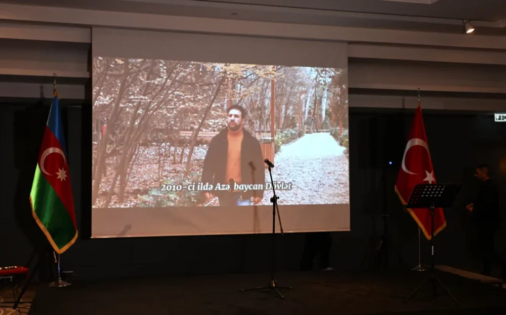 “Adamın dibi” şeirlər kitabının təqdimatı olub - FOTOlar