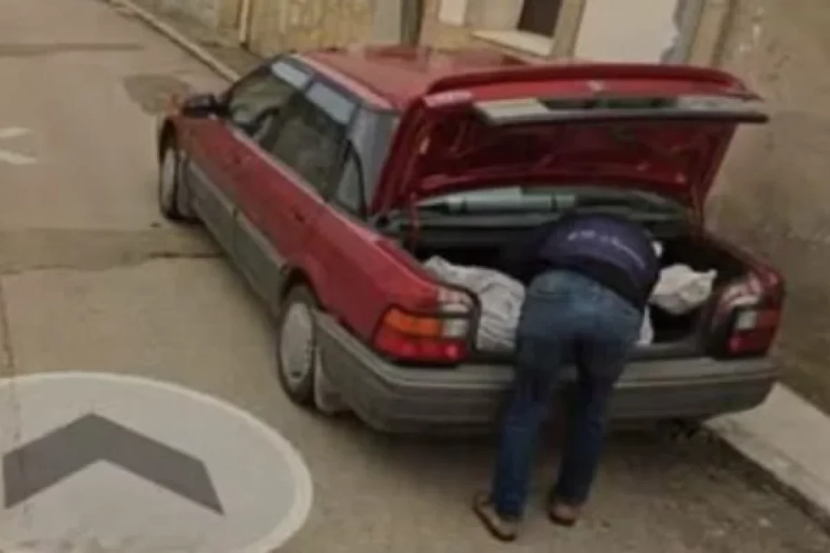 "Google Maps”ın çəkdiyi təsadüfi foto QATİLİ ƏLƏ VERDİ - -FOTO