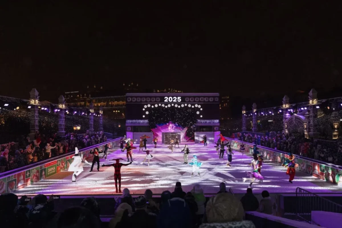 Bu ölkədə Yeni il şənliyi göz qamaşdırır - FOTO