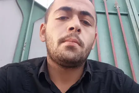 Üstündən maşın keçən gəncin - FOTOSU