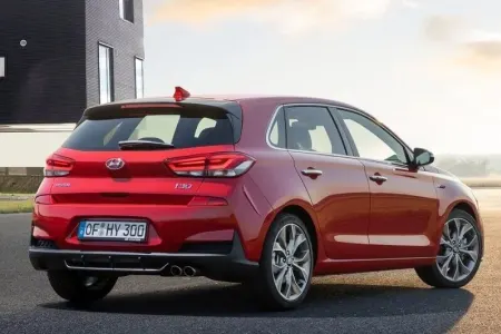 Hyundai” pulsuz “Tesla” şarj adapterləri verəcək