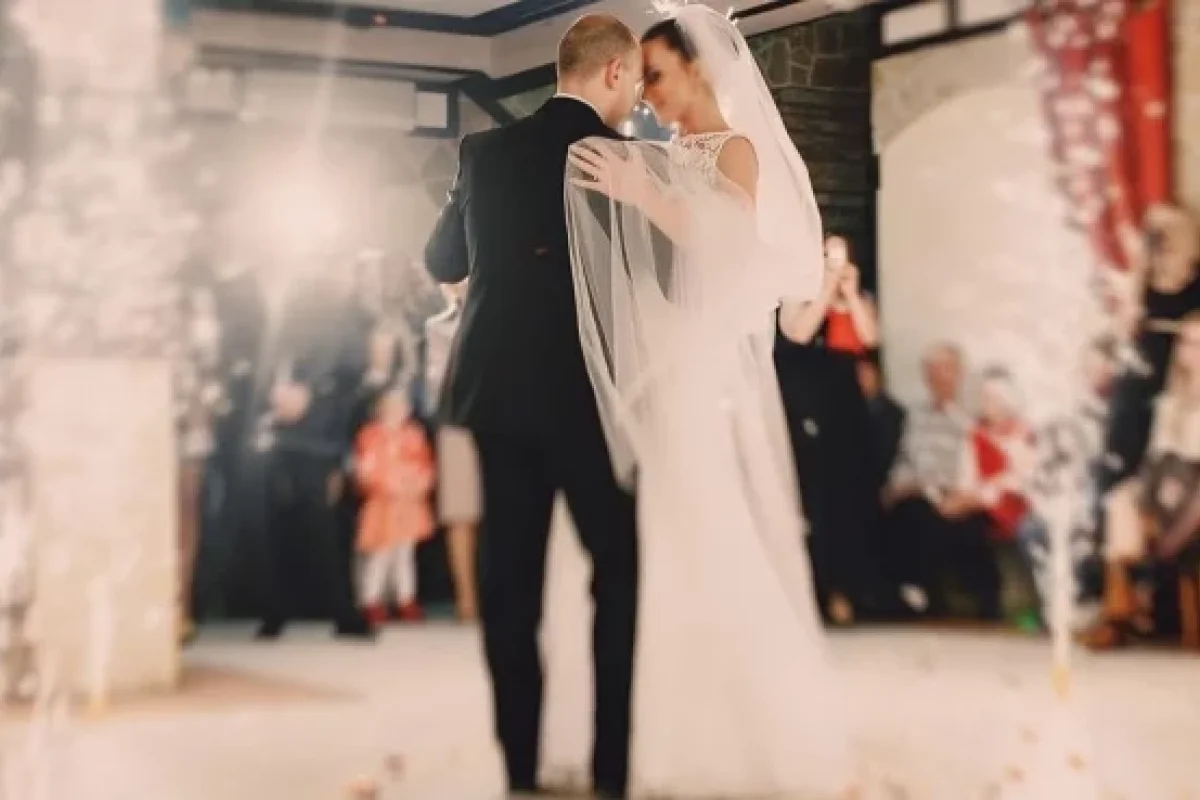 Məşədi İbad filmi gerçək oldu, gəlin kişi çıxdı: - Müzəffər necə ərə gedib?