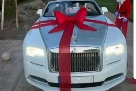 Corcinadan Ronaldoya lüks hədiyyə - FOTO