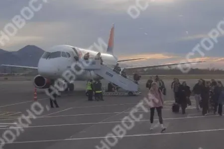 Batumidən Moskvaya uçmalı olan təyyarədə qorxulu anlar - Video