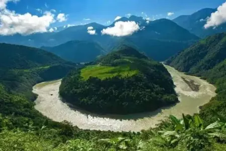 Dünyanın ən bahalı tikilisi inşa edilir