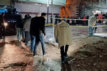 18 yaşlı gənc güllə ilə vuruldu