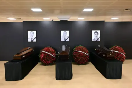 İlham Əliyev və xanımı vida mərasiminə əklil göndərdi
