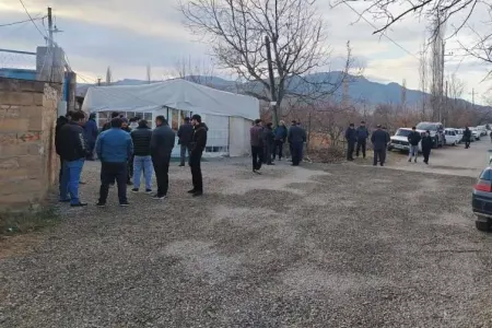 Qəzada həlak olan Raminin yas mərasimi keçirilir - FOTO