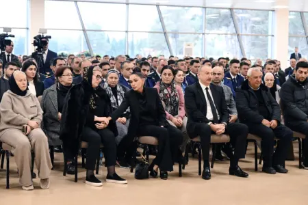 Prezident və xanımı vida mərasimində iştirak edib - FOTOLAR