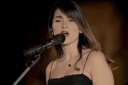 Qumda konsertə görə iki məmur işdən qovuldu