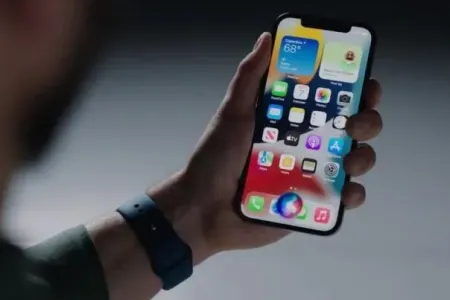 "iPhone" telefonlarında nə baş verir?